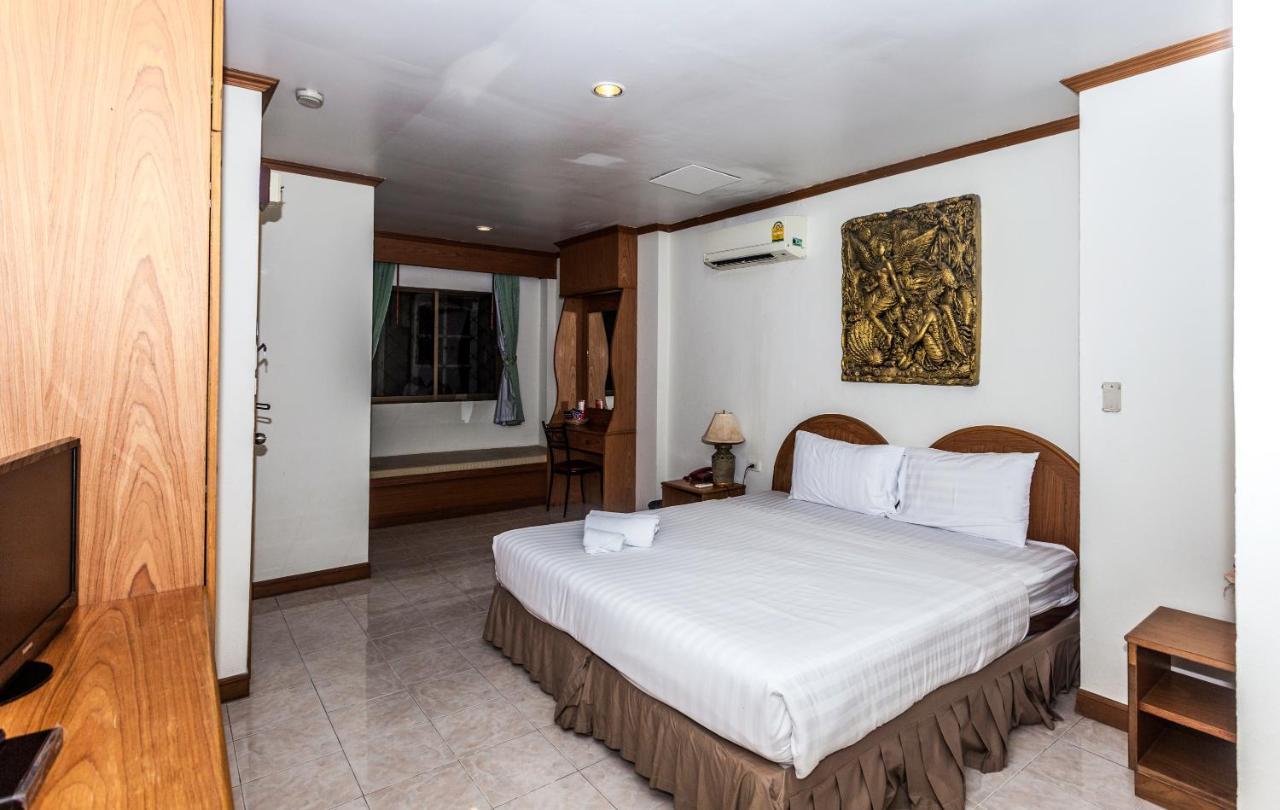 Andaman Sea Patong Hotel Exterior photo